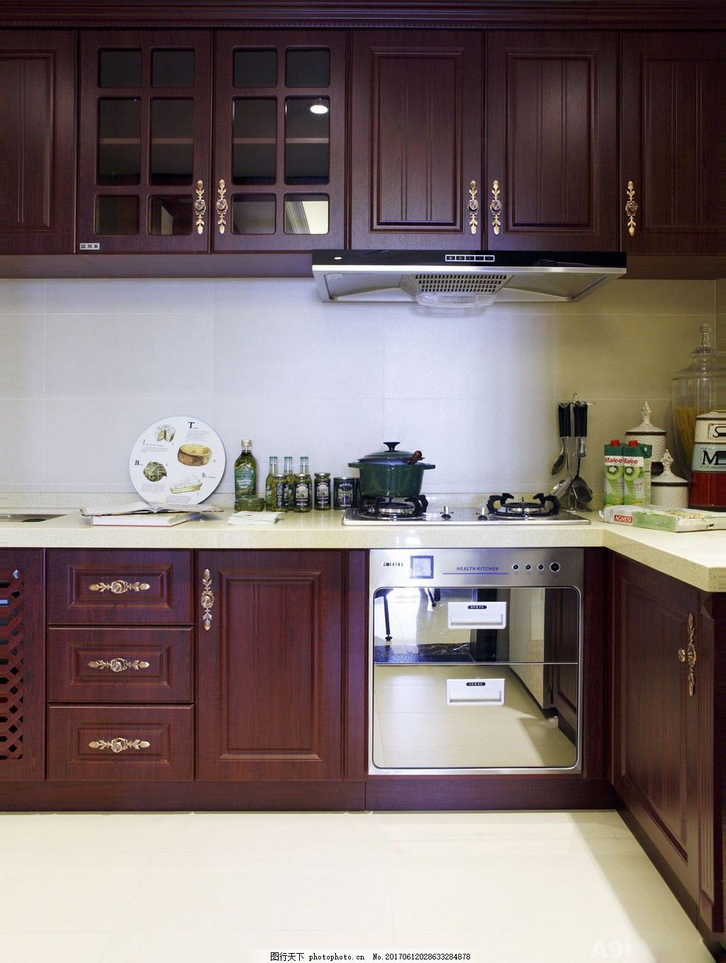 美式主义风格样板间厨房组合橱柜装修设计效果图 – 设计本装修效果图